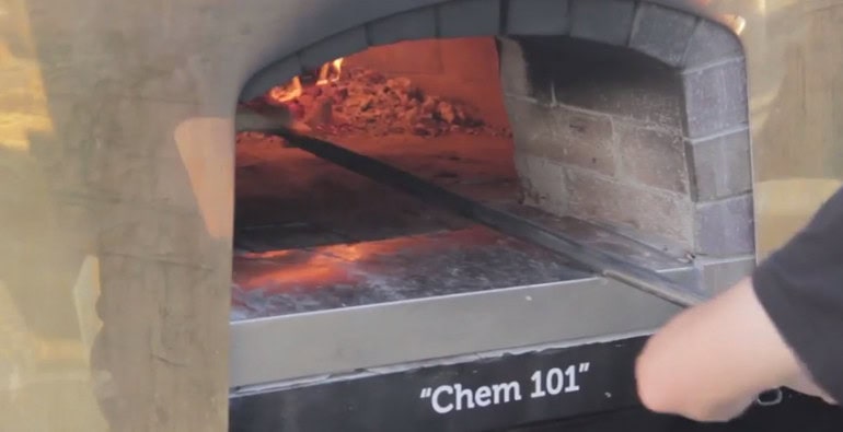 Elemental Pizza Participates in Summer at the Village